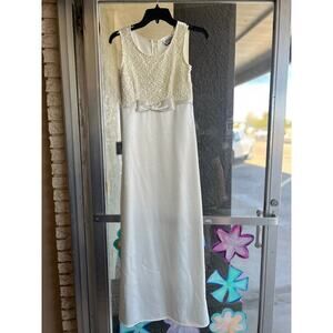 Vintage 90's Maria Bonita white formal dress size small